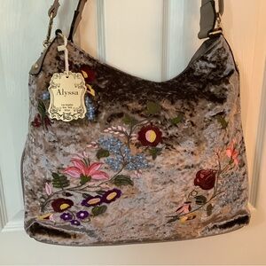 NWT Alyssa Handbag/Tote Velvet Embroidered